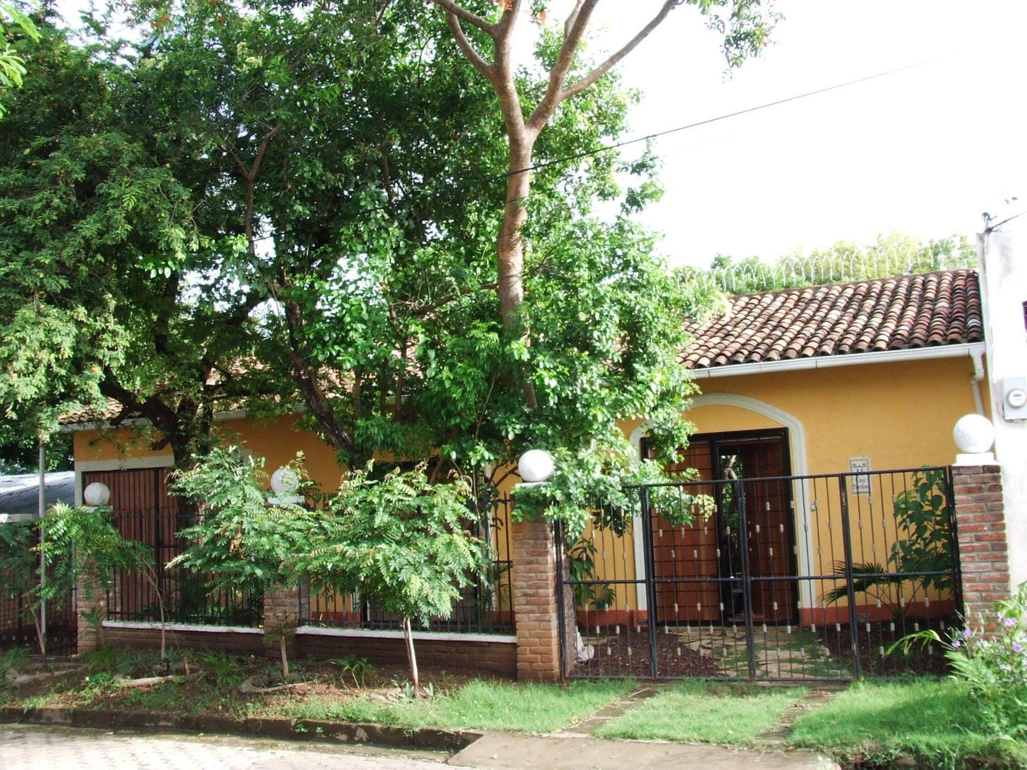 Hotel Casa Barcelona Гранада Экстерьер фото